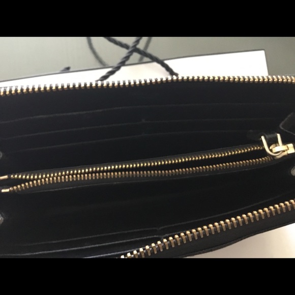 Prada Long Wallet - Picture 3 of 8